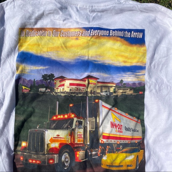 In-N-Out California T-shirt - Picture 4 of 4